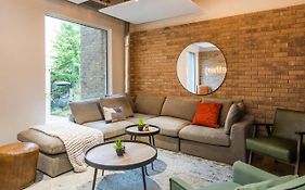 For Students Only Modern Studios And Ensuite Bedrooms With Shared Kitchen At Hillfort House In Brighton