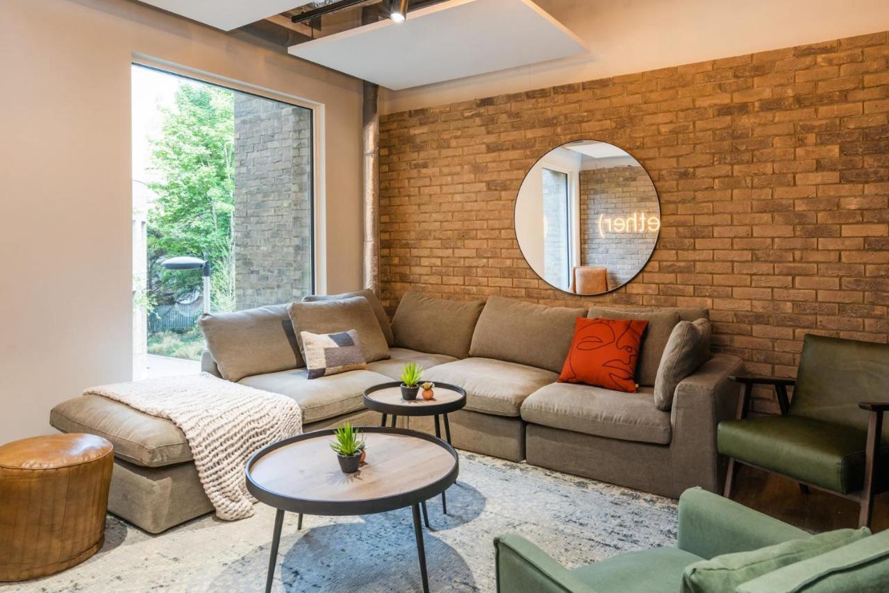 For Students Only Modern Studios And Ensuite Bedrooms With Shared Kitchen At Hillfort House In Brighton Exterior photo